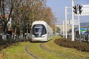 光谷有轨电车路线截图